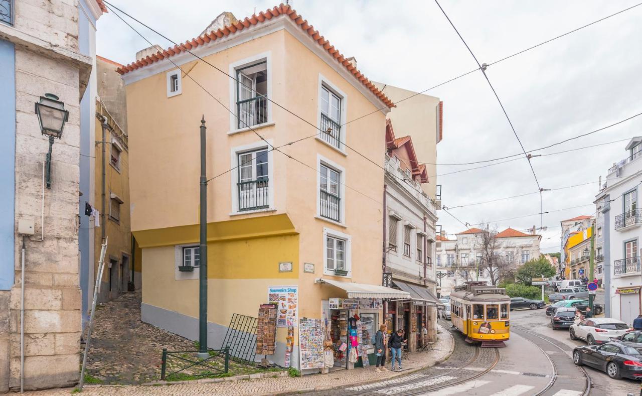 Typical Apartment Alfama-Center Лиссабон Экстерьер фото